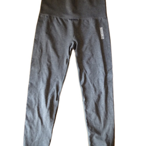 GYMSHARK SIZE 4 LEGGINGS